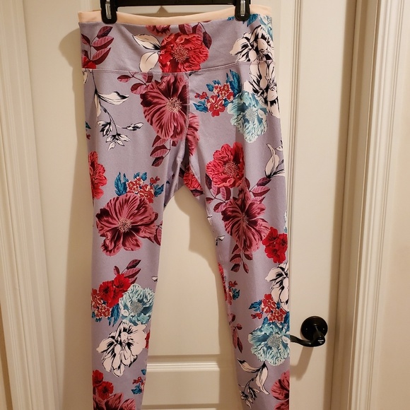 Old Navy Pants - Old Navy workout pants Old Navy Pants - Old Navy workout pants